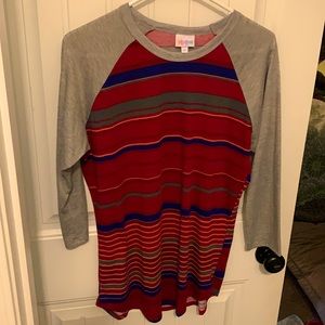 LuLaRoe 3/4 length striped Randy top. Size medium